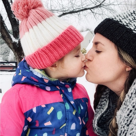 Meet your Posher, Carly - Picture 5 of 6